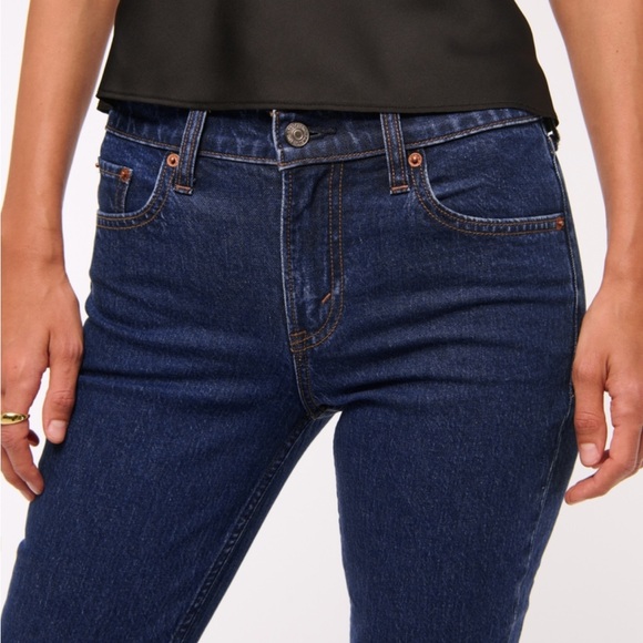 Abercrombie Mid Rise Bootcut Jean - Picture 7 of 10